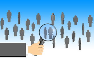 九游娱乐-比赛中阵容调整是否能带动进攻节奏，如何选择比赛阵型